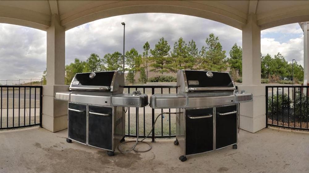 Candlewood Suites Memphis - photo 4