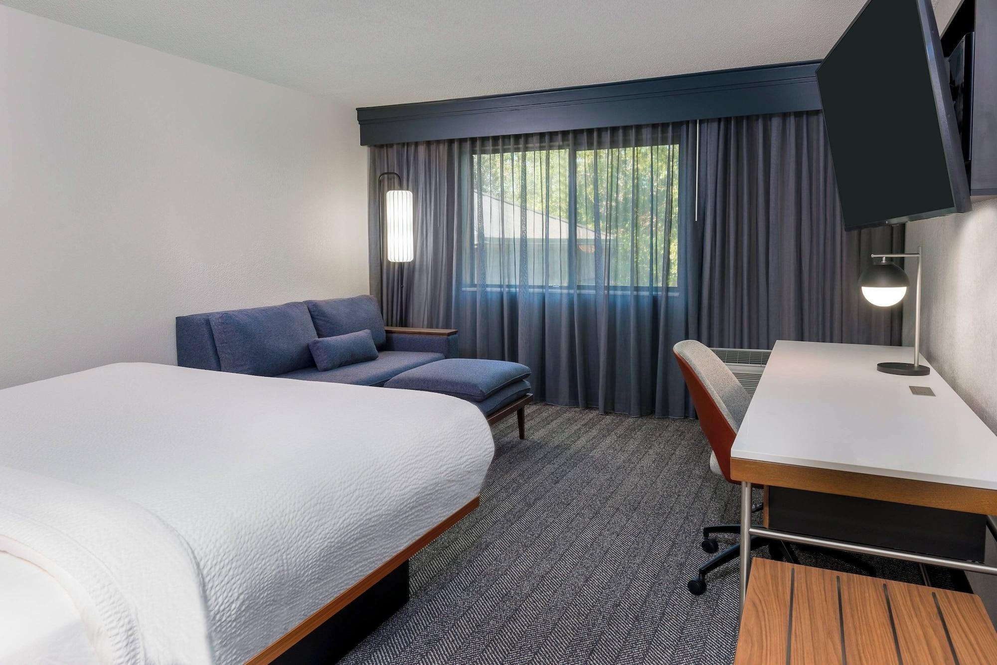 Courtyard by Marriott Tallahassee North I 10 Capital Circle - photo 7