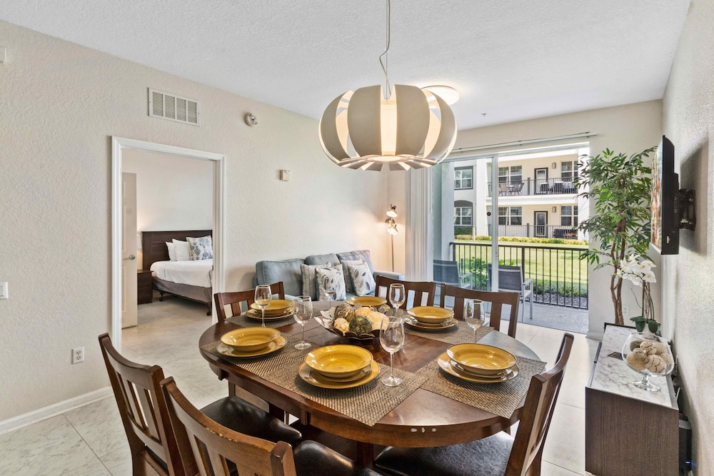 First Floor Vista Cay Condo W free Resort Access - photo 7