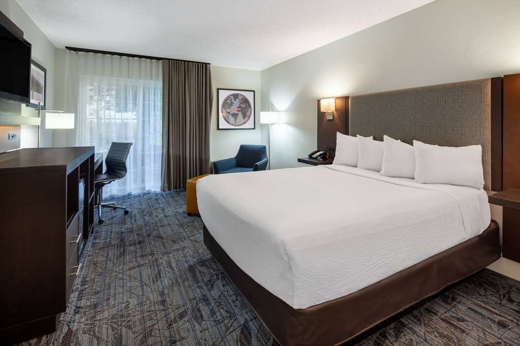 Ramada by Wyndham Spokane Airport - photo 9