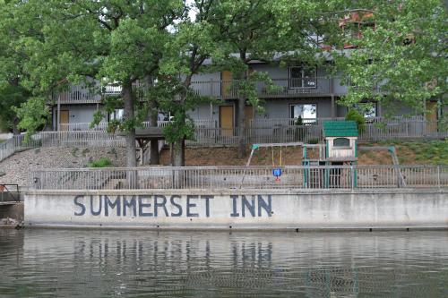 Summerset Inn Resort - photo 33
