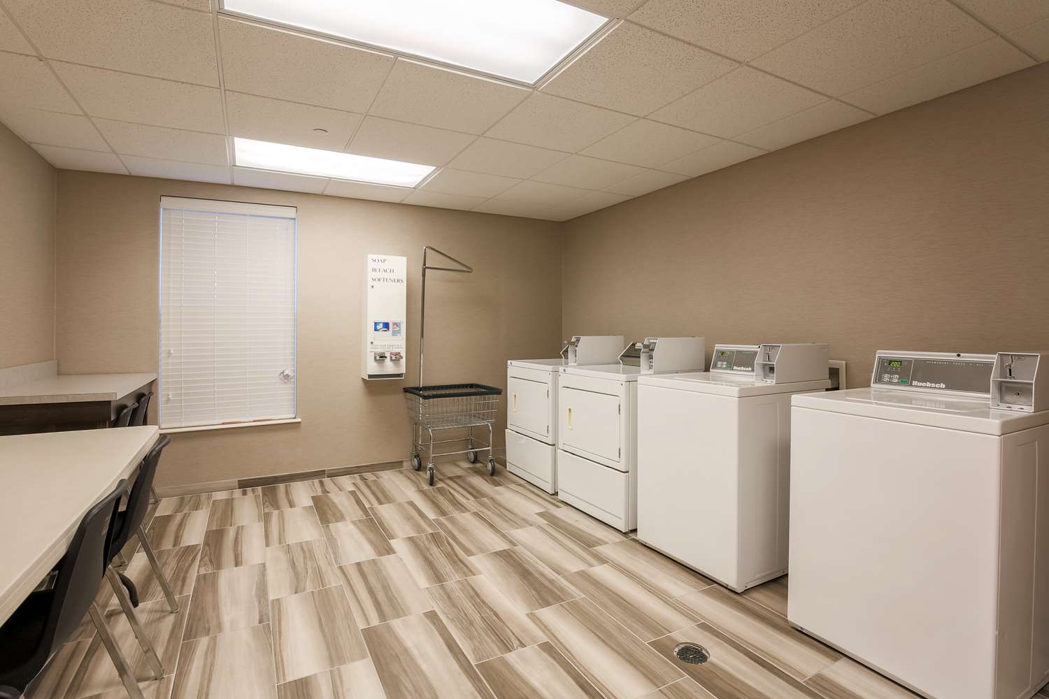 Homewood Suites by Hilton Southwind Hacks Cross - photo 15