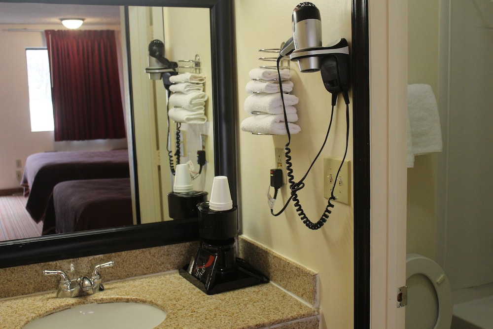 Americas Best Value Inn Fredericksburg N - photo 31
