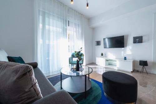 Apartments Adriatic Oasis & Marine View — 5-Star Luxury Hotel in Dubrovnik, Croatia