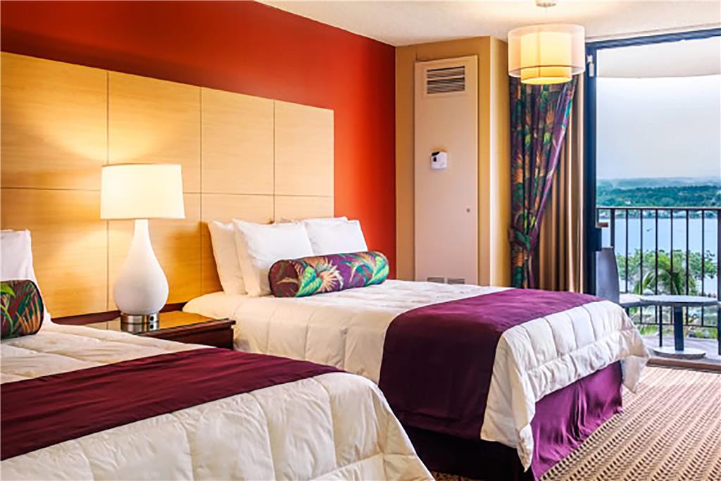 Hilo Hawaiian Hotel Trademark Collection By Wyndham — Hilo