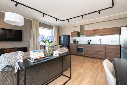Viru Stylish Apartment — 4-Star Luxury Hotel in Tallinn, Estonia