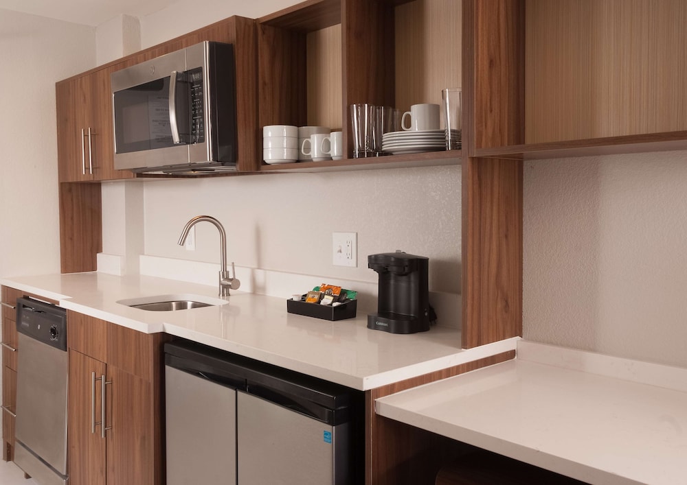 Home2 Suites by Hilton Atlanta Perimeter Center - photo 16