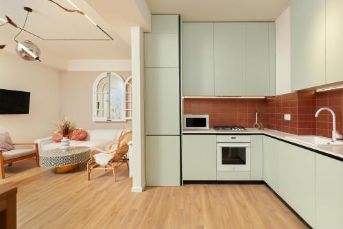 New Central Apartment in Tbilisi