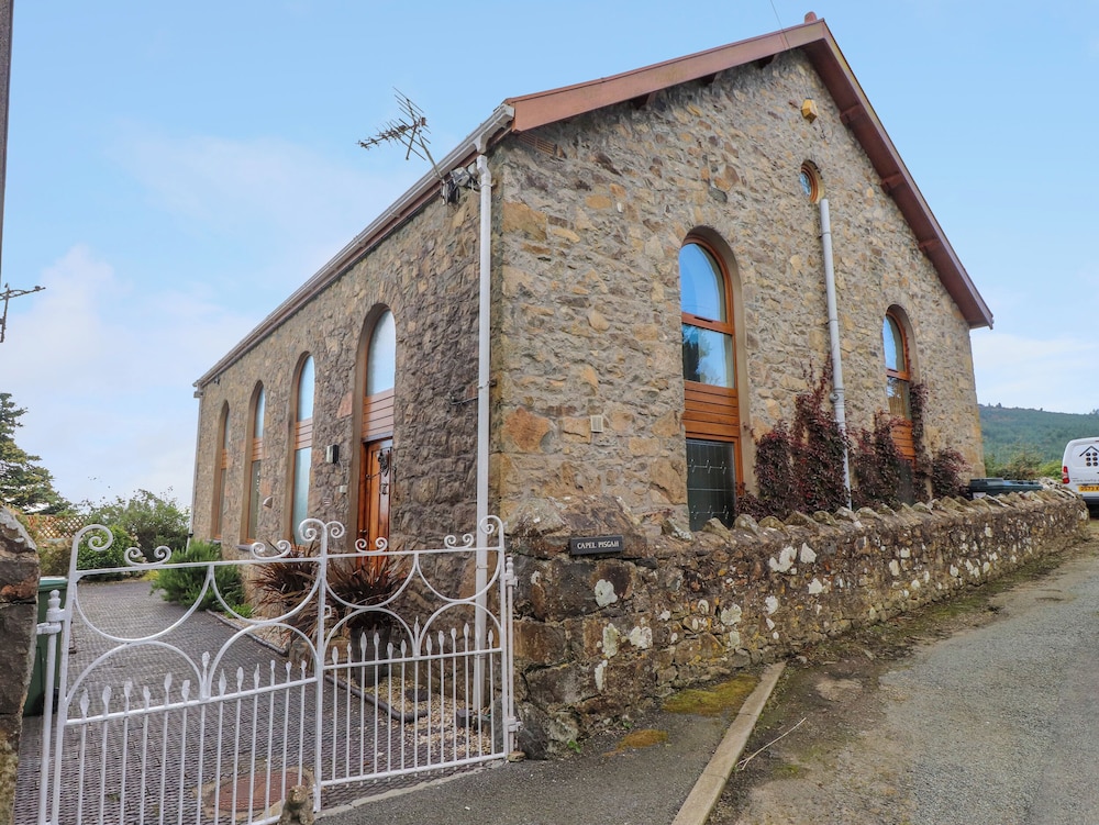 Ty Capel Pisgah - last minute hotel in Pwllheli