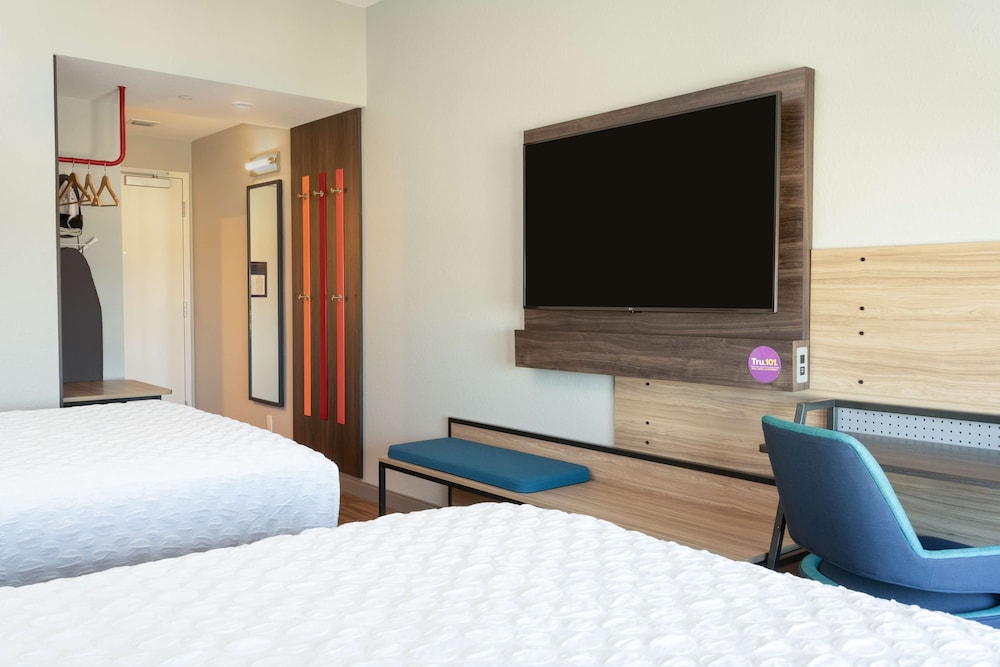 Tru by Hilton Fort Lauderdale Downtown - photo 20