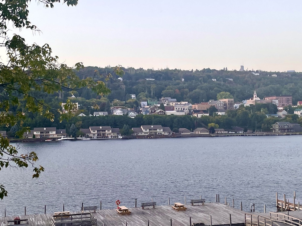 Holiday Inn Express Houghton Keweenaw by IHG - photo 108