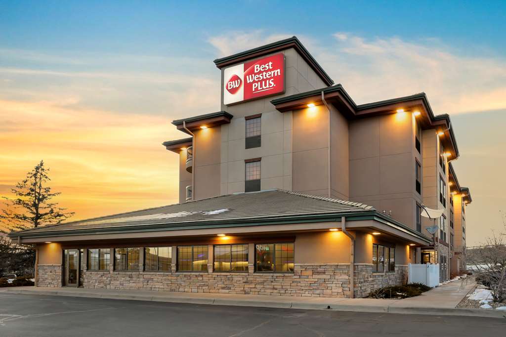 Best Western Plus Castle Rock - photo 11