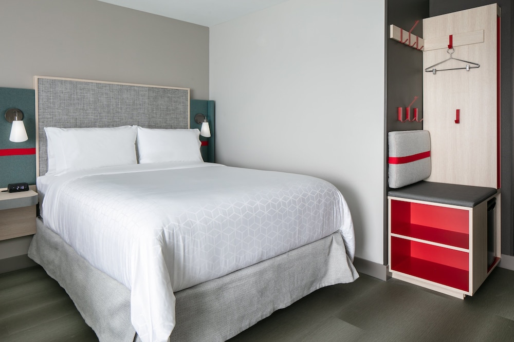 avid hotel Roseville Minneapolis North by IHG - photo 22