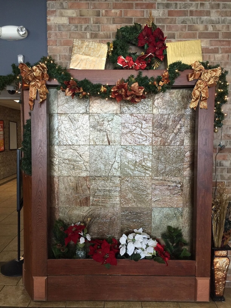 Morris Grand Hotel and Conference Center - photo 10