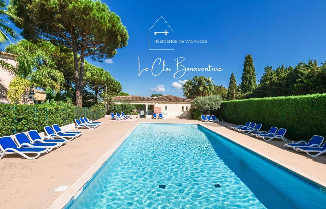 Villa Reve de Plage Proche St Tropez — 4-Star Luxury Hotel in Gassin, France