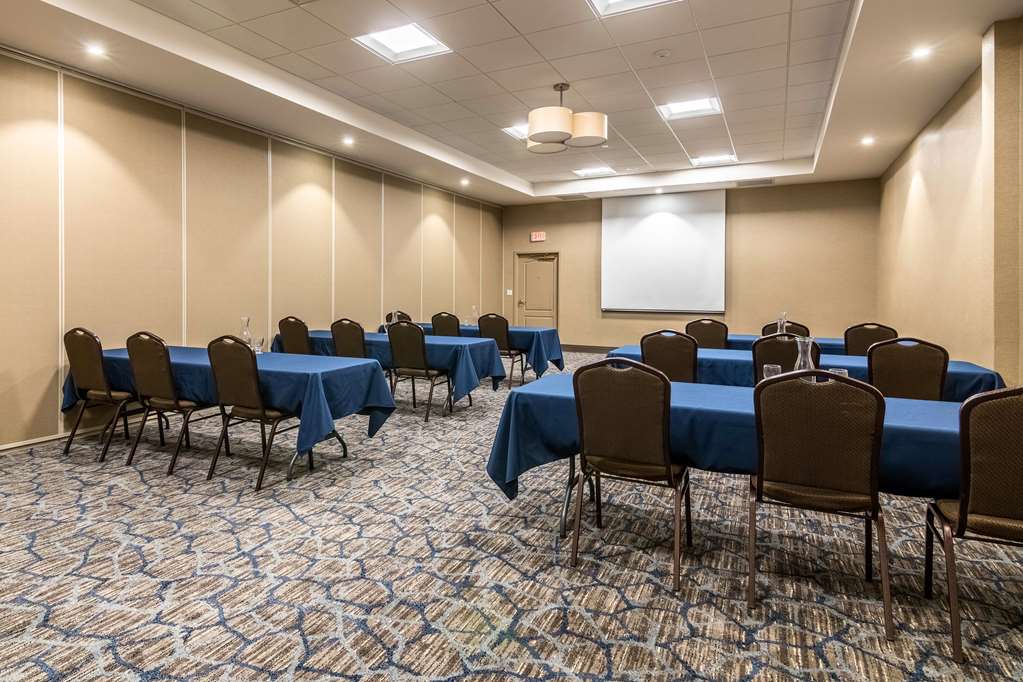 Comfort Inn Plymouth Minneapolis - photo 14