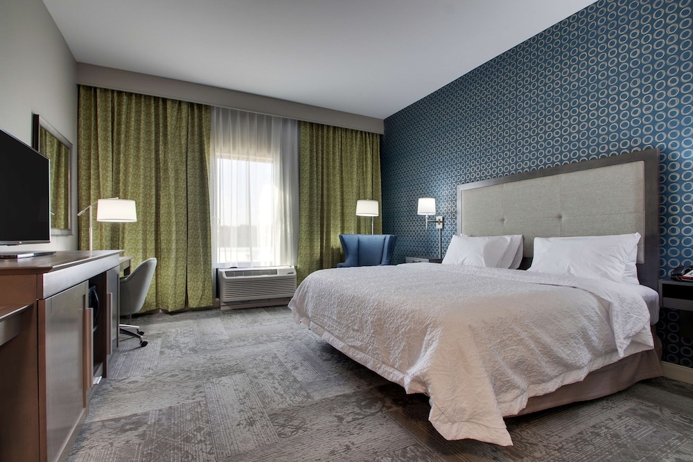 Hampton Inn & Suites Knightdale Raleigh - photo 35