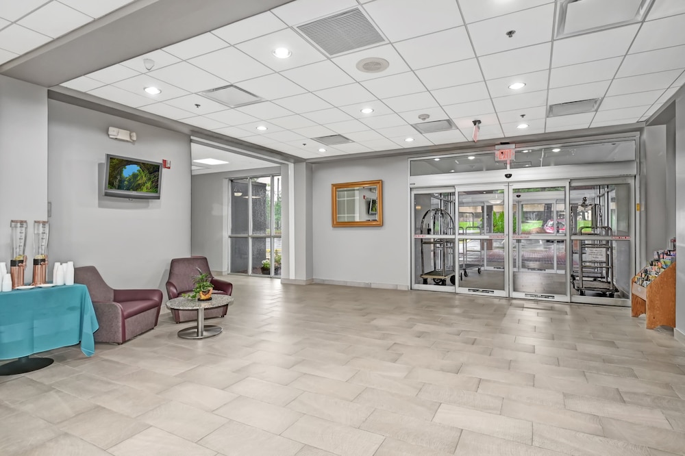 Holiday Inn Piscataway Somerset by IHG - photo 54