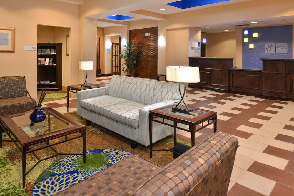Holiday Inn Express Columbia an IHG Hotel - photo 3