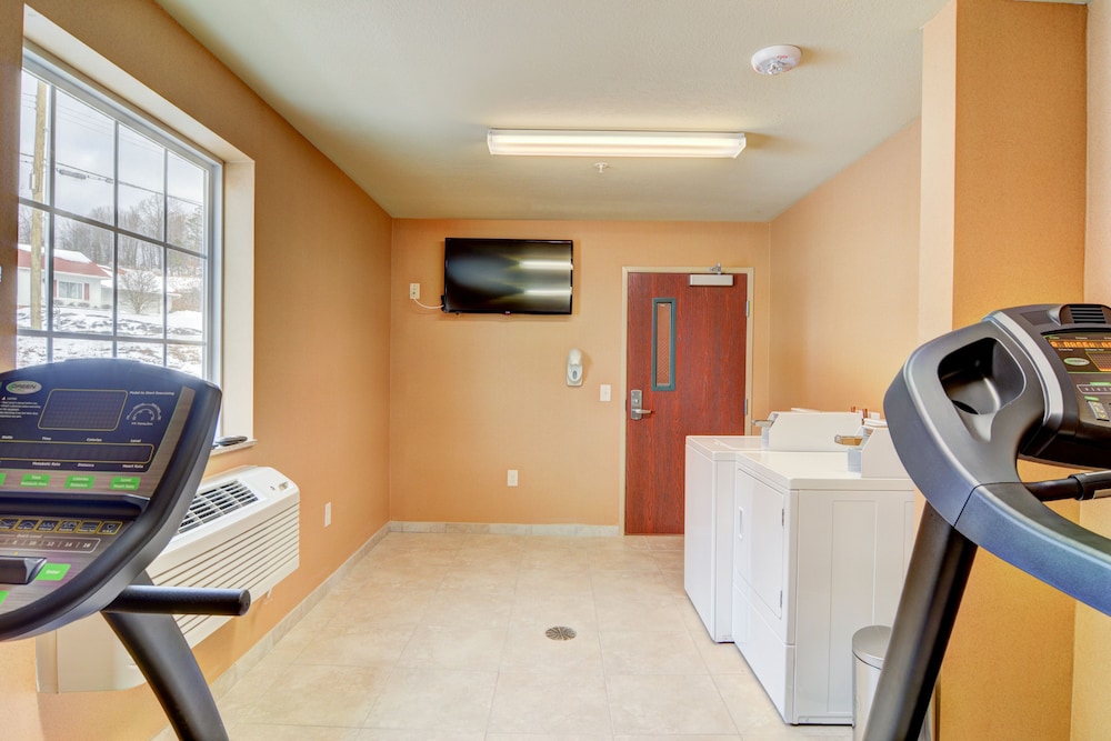 Cobblestone Hotel & Suites Punxsutawney PA - photo 25