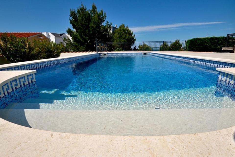 New Apartments Sunshine — 4-Star Luxury Hotel in Primosten, Croatia