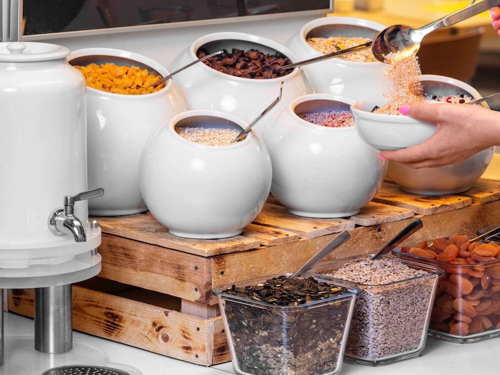 מזון ומשקאות