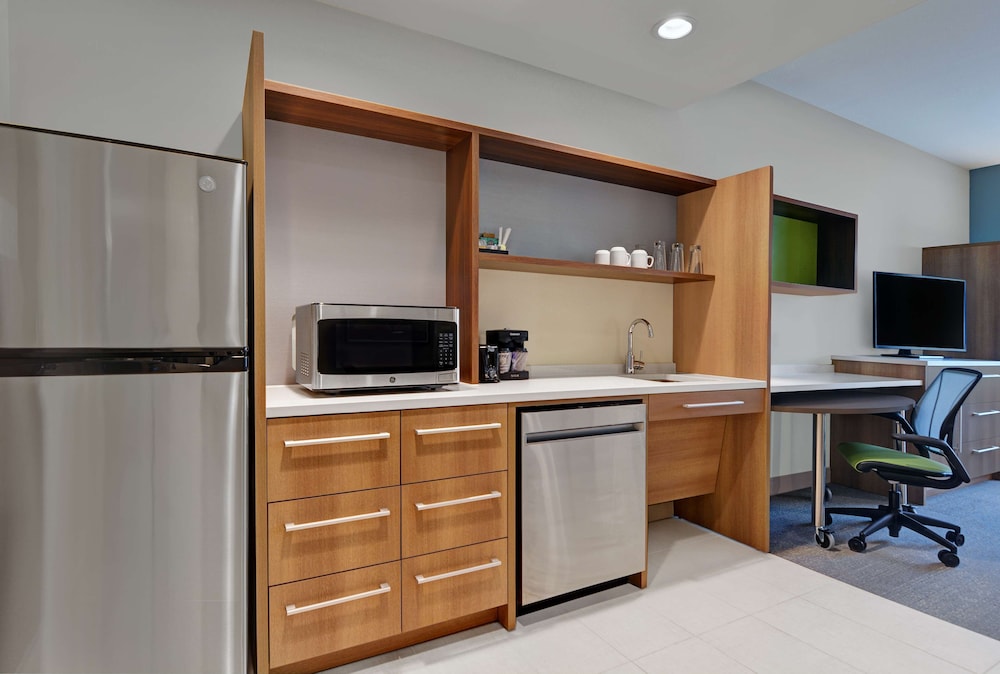 Home2 Suites by Hilton Panama City Beach FL - photo 22