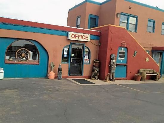 Western Inn Roswell - photo 4