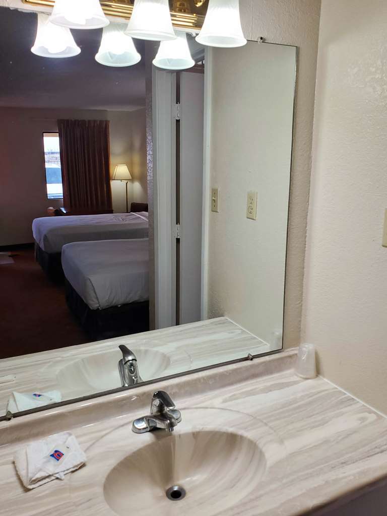 Motel 6 Shamrock TX - photo 14