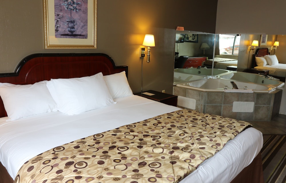 American Elite Inn - photo 6