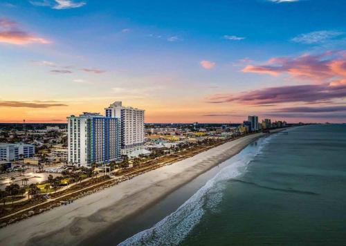 Oceanview Paradise at the Beach — 4-Star Luxury Hotel in Myrtle Beach, United States