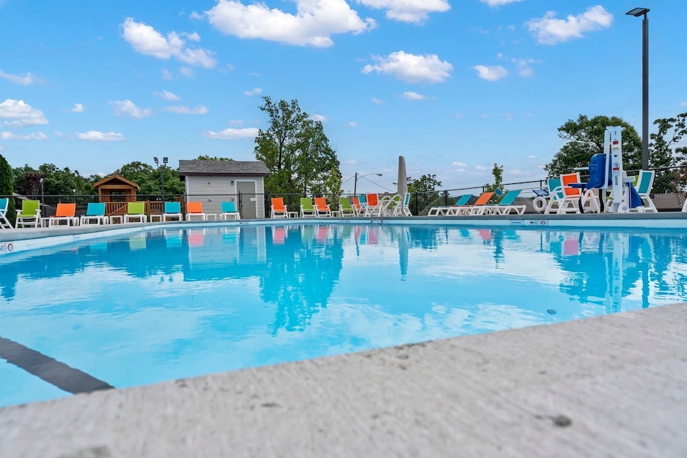 Lakin it Easy Duo For 4 - last minute hotel in Unknown City