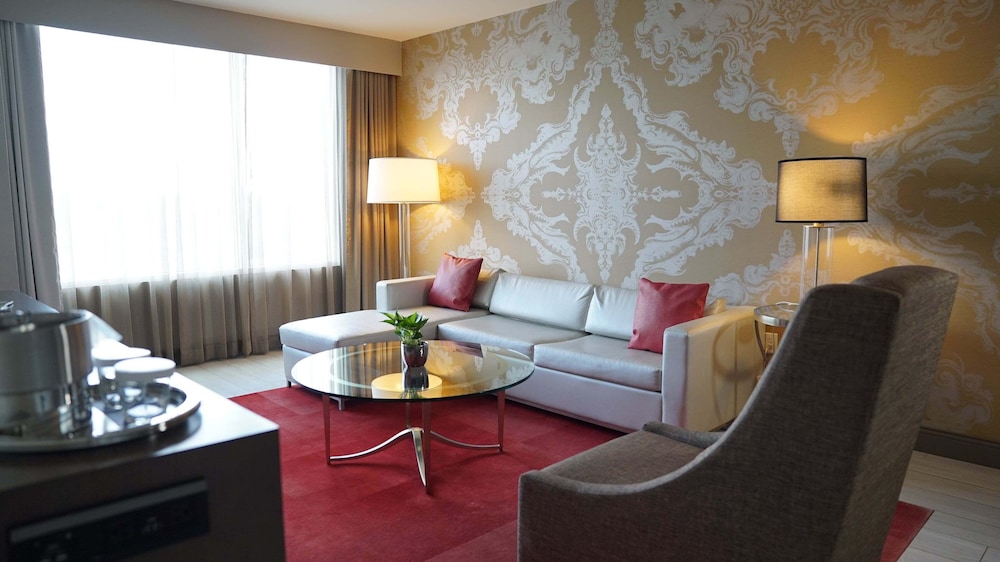 Wind Creek Casino & Hotel Montgomery - photo 9