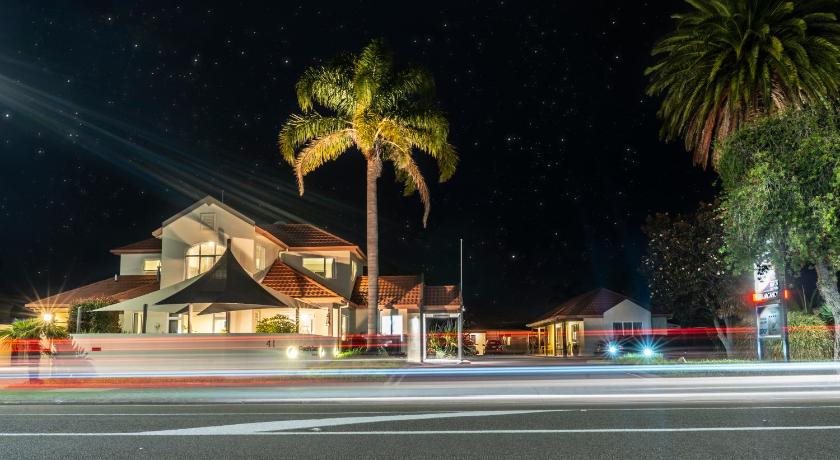 Pacific Coast Motor Lodge — 4-Star Luxury Hotel in Whakatane, New Zealand