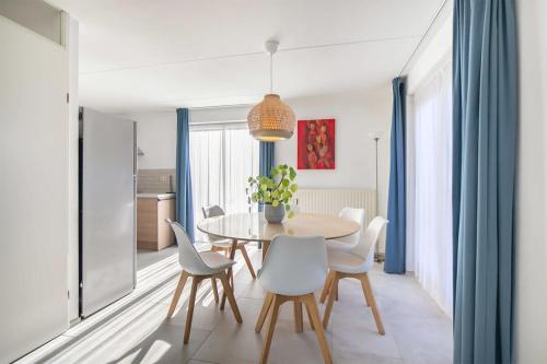 Hello Zeeland Vakantiehuis Zwin 004 in Breskens, Netherlands