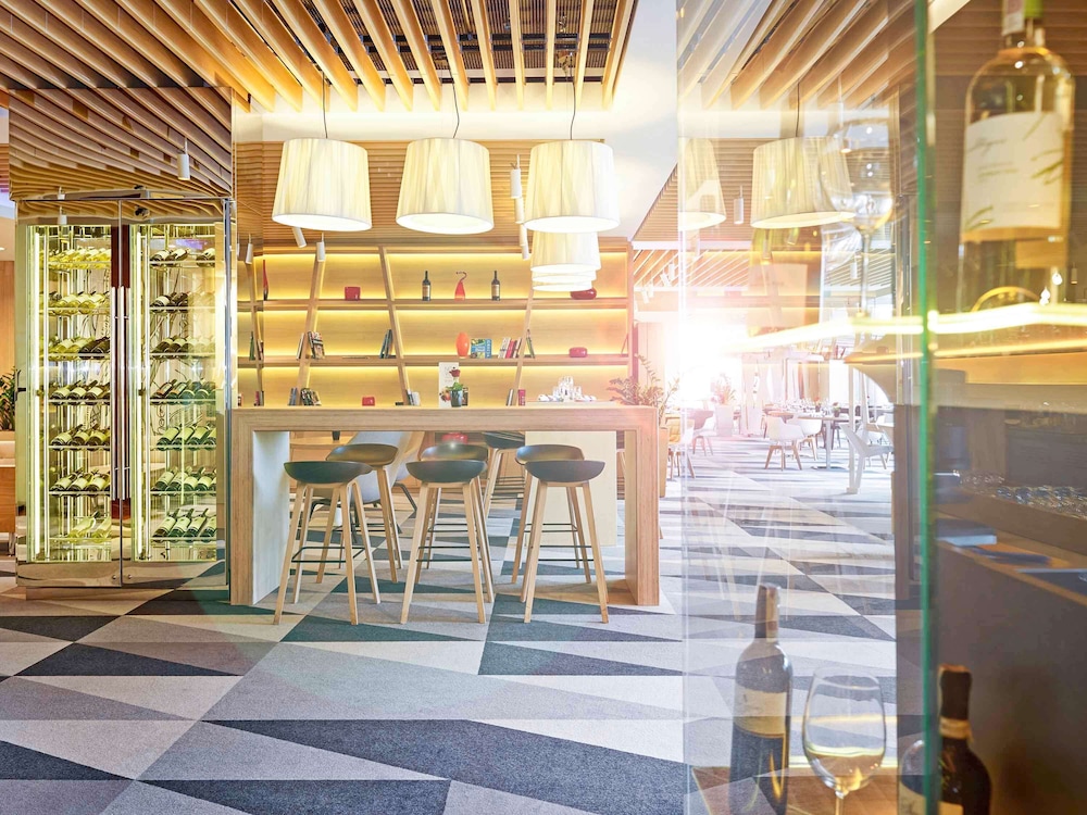 מזון ומשקאות