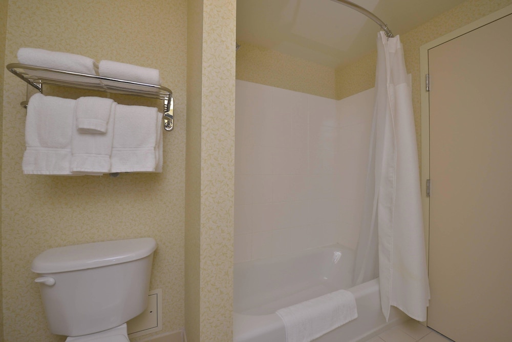 Fairfield Inn & Suites by Marriott Williamsport - photo 15