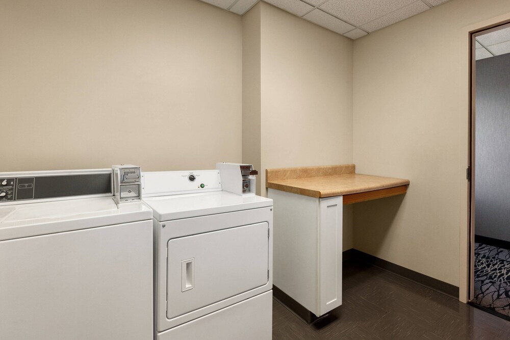 Fairfield Inn & Suites Jacksonville West Chaffee Point - photo 18