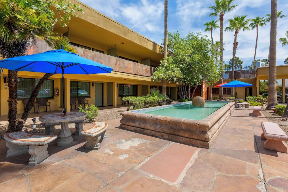 Royal Sun Hotel & Suites - photo 30