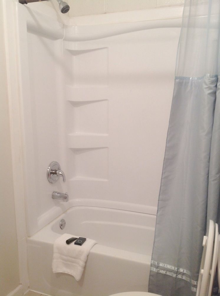 Jefferson Inn and Suites - photo 22