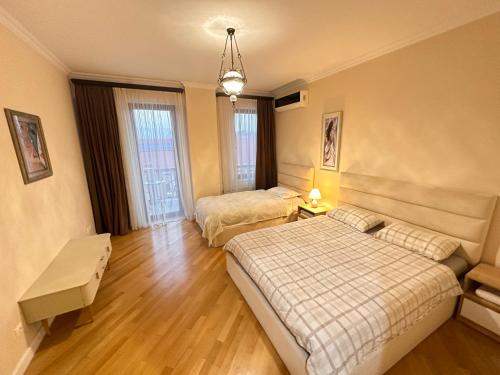 2BR Apartment in Downtown Rustaveli Residence