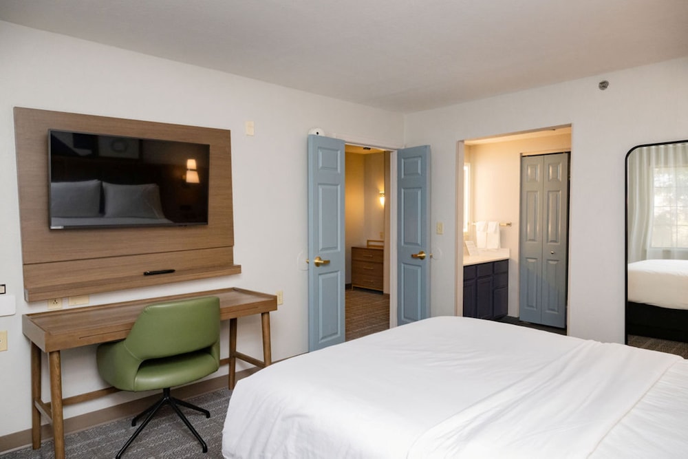 Staybridge Suites Jackson by IHG - photo 35