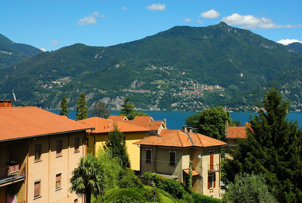 Sonenga - carbon neutral hotel in Menaggio