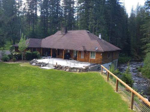 Kanati Falls Ranch — 4-Star Luxury Hotel in Washougal, United States