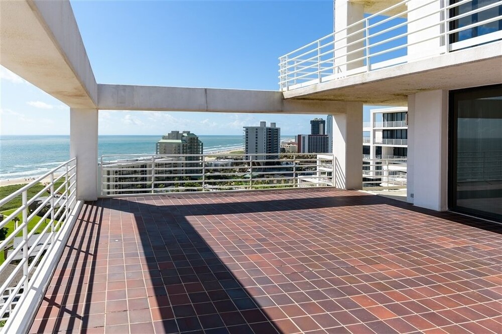Sunchase IV 1401: Beachfront Resort Penthouse Nothing Else Even Come - photo 24
