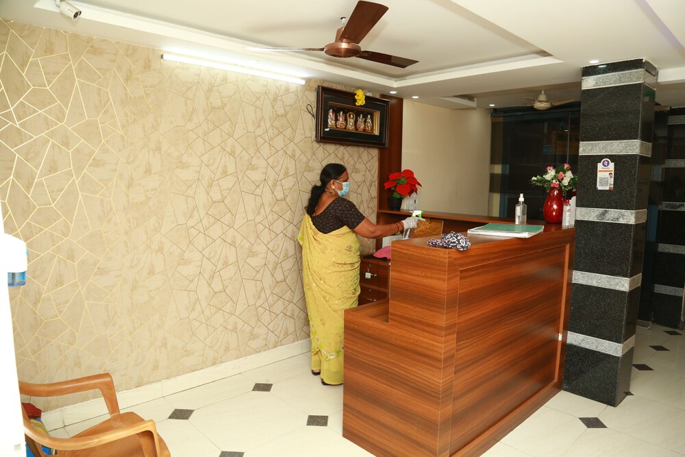 CNR Residency — hotel in Madanapalle