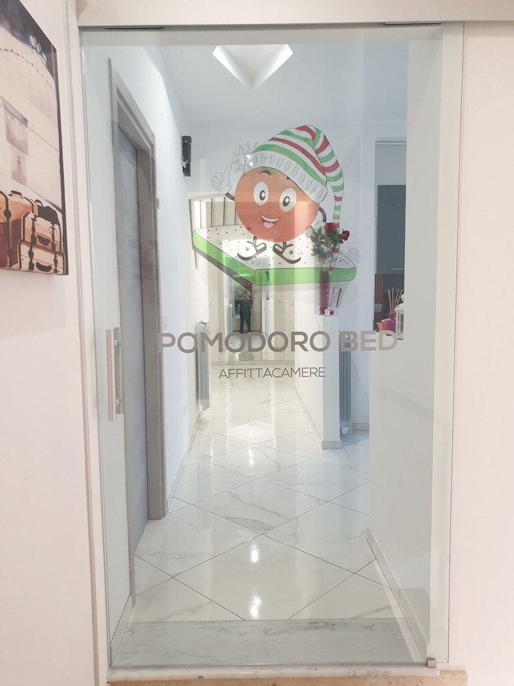 Pomodoro Bed — 4-Star Luxury Hotel in Castrovillari, Italy