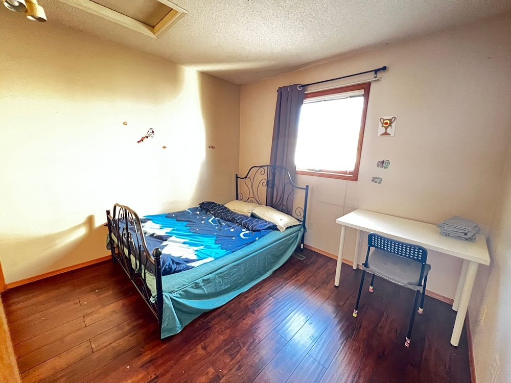 Calgary Hawkwood service resident in Calgary, Canada