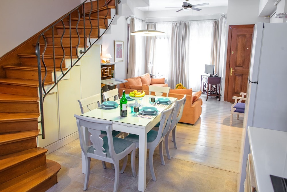 Lovely Apartment Sultan Ahmet Old Part Istanbul — 4-Star Luxury Hotel in Istanbul, Turkey