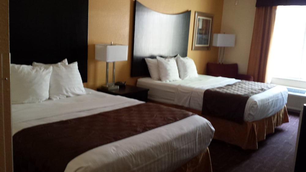 Paradise Inn & Suites - photo 7